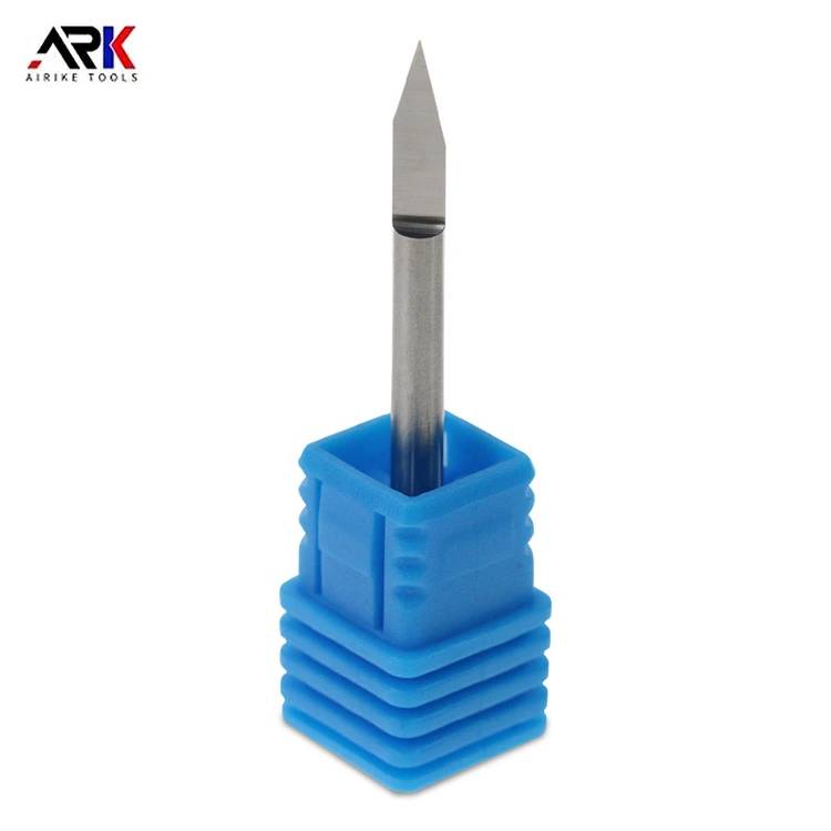 มีดปลายแหลมแบน